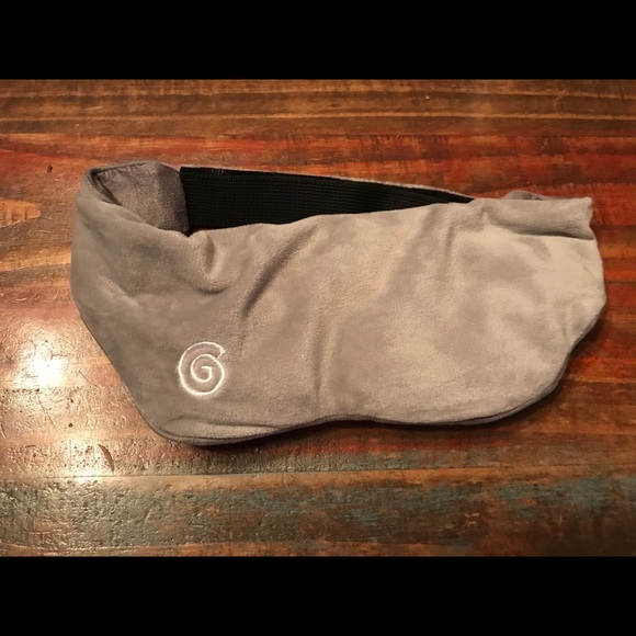 Weighted Sleep Mask - Picture 2 of 3